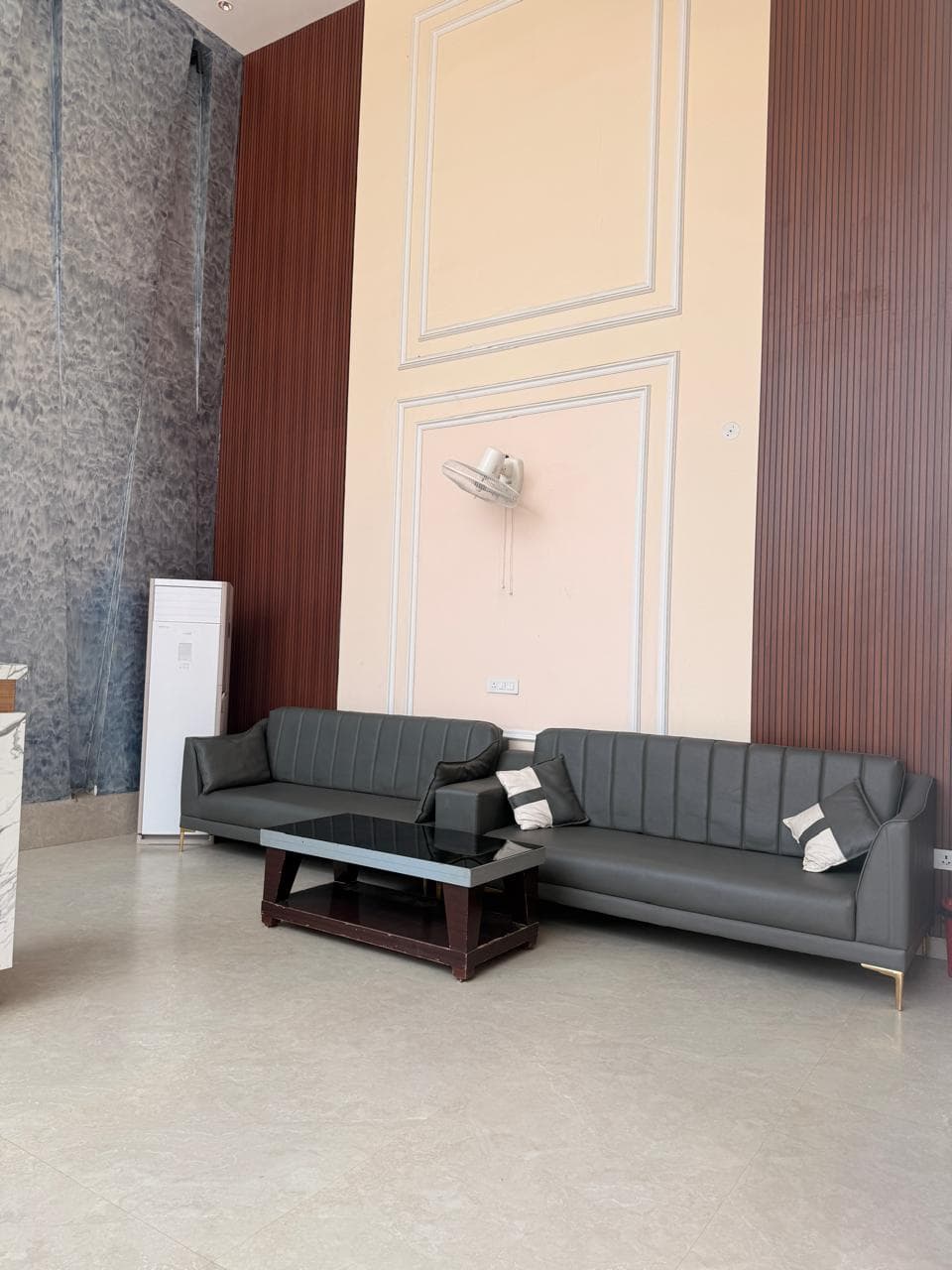 Crown Elite House — media 3