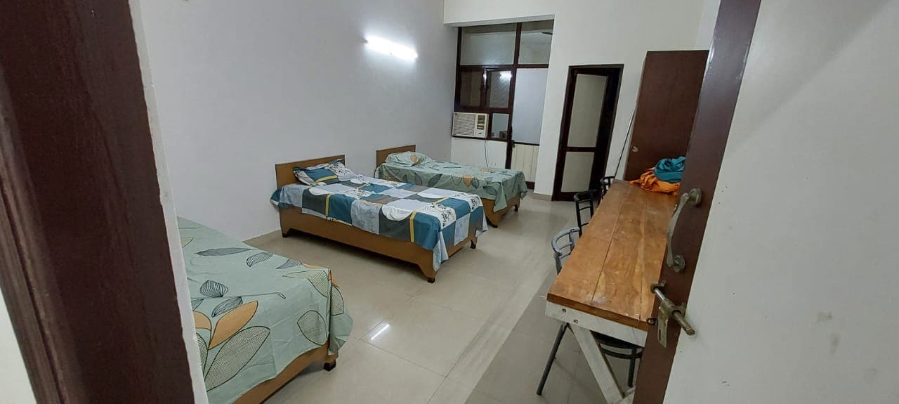 Boys hostel-3/4 seater-(Regular)