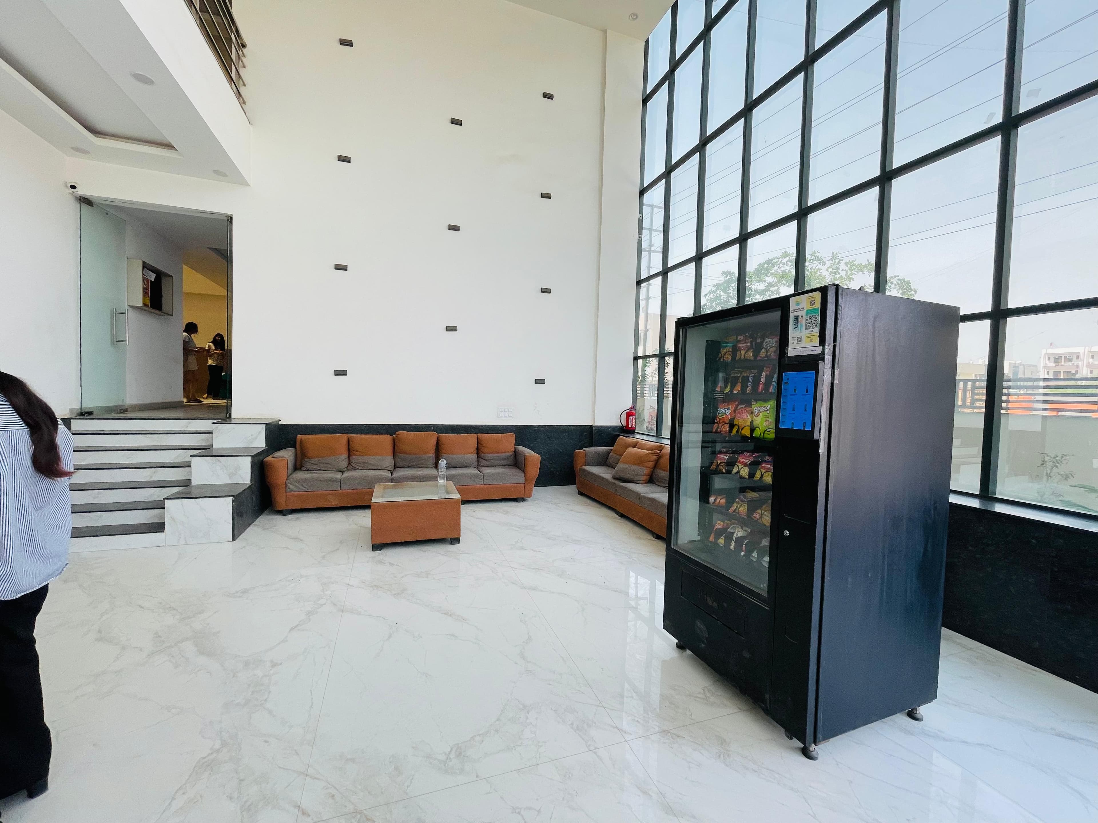 Crystal Living Girls Hostel — media 3