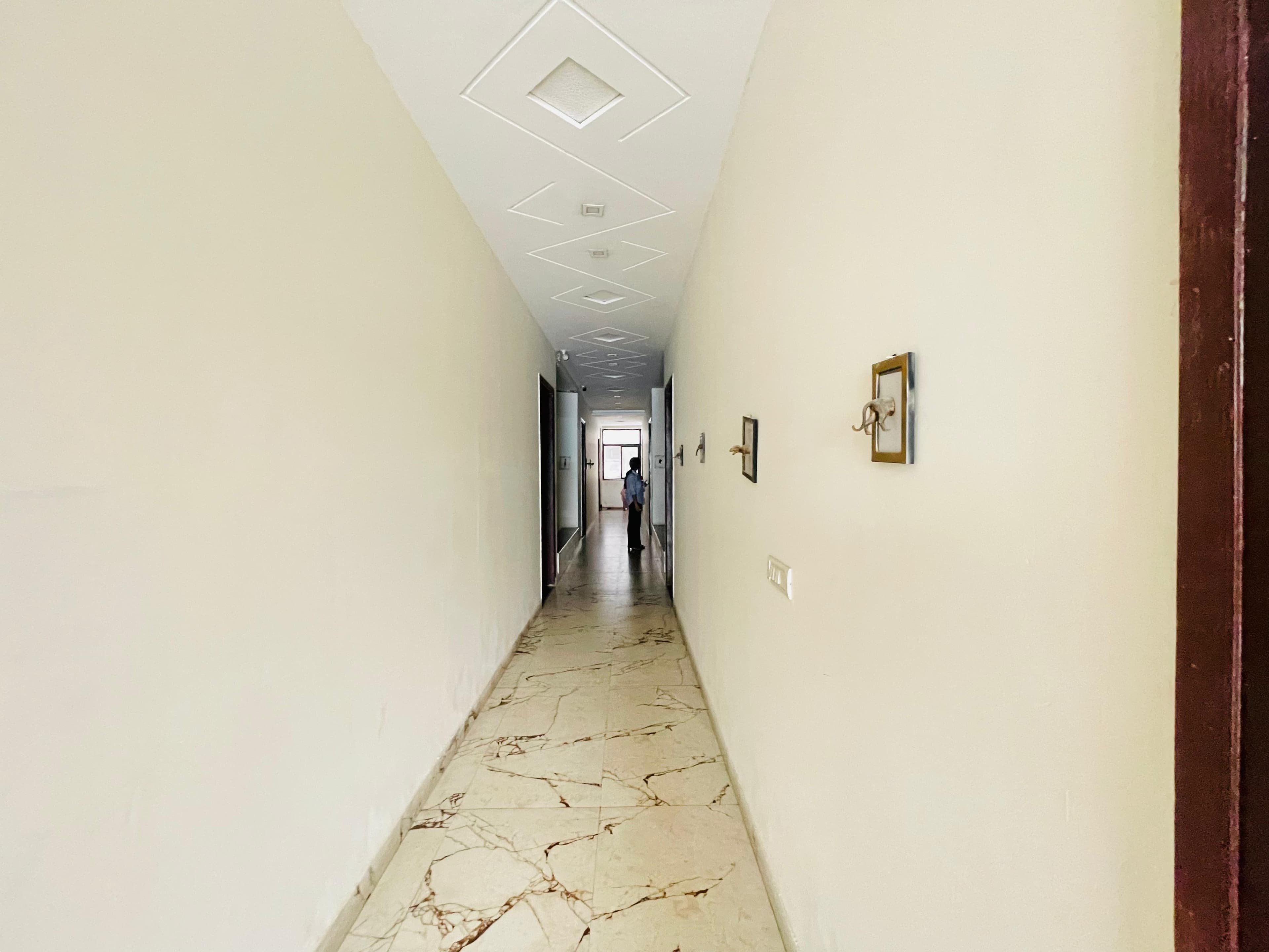 Sapphire Heights Hostel(Girls) — media 9