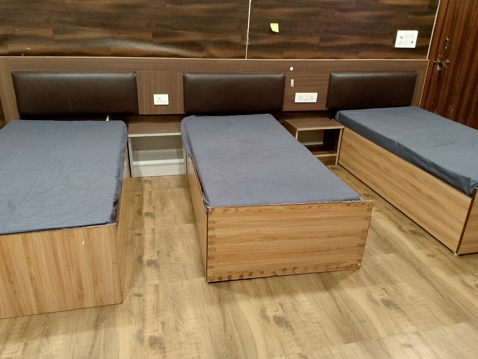 The Luxe Lodge- Girls Hostel — media 1
